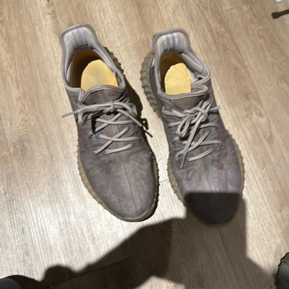 Mono mist Yeezy